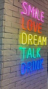 SMILE LOVE DREAM TALK DRINK